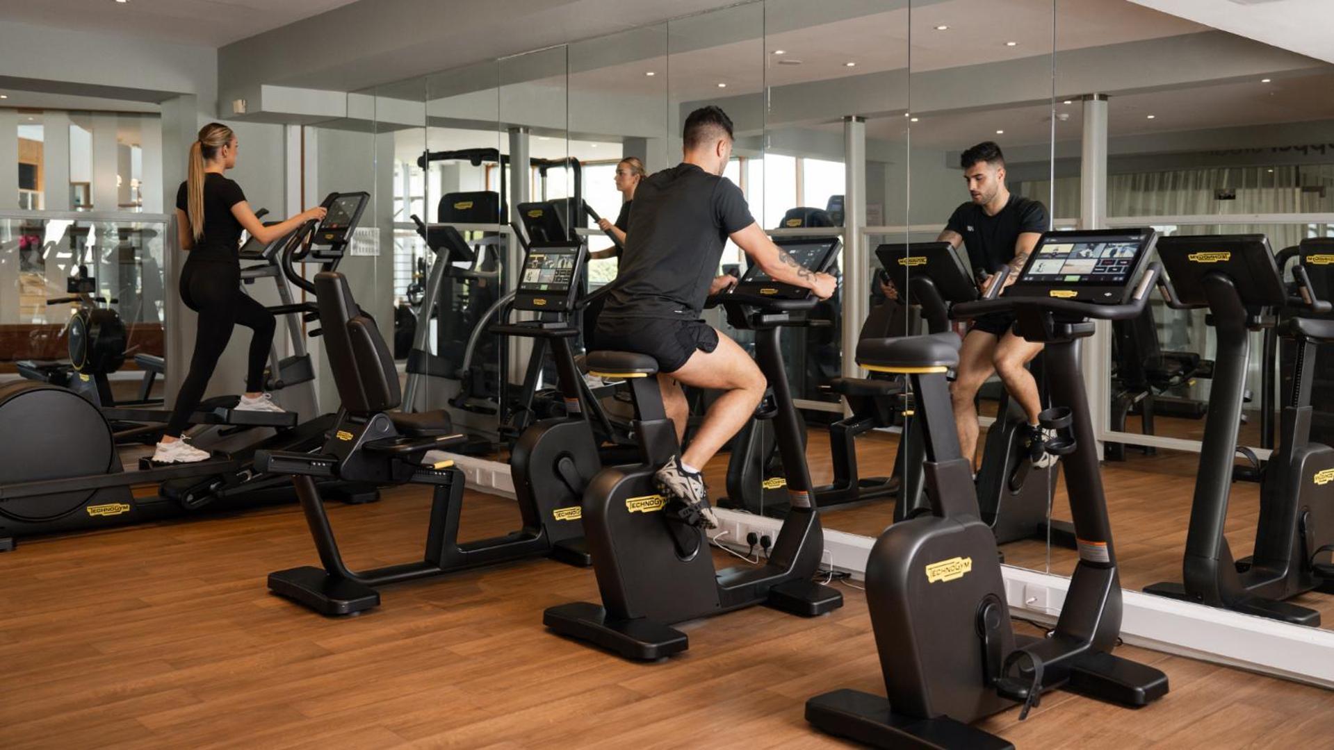 The Culloden Estate And Spa Holywood  Eksteriør billede Technogym Excite
